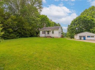 638 Moore Rd, Akron, OH 44319