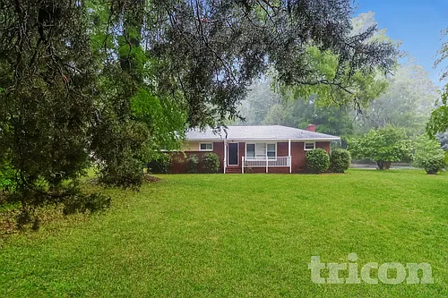 1141 Dooley Dr Photo 1