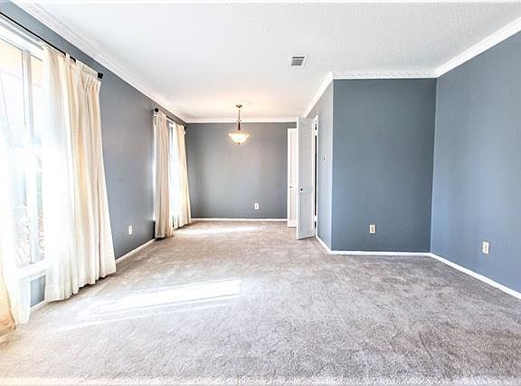 4th image of 119 Williams Ave