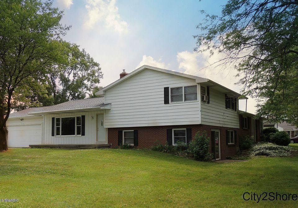 1st image of 5916 Crestmoor Dr SE
