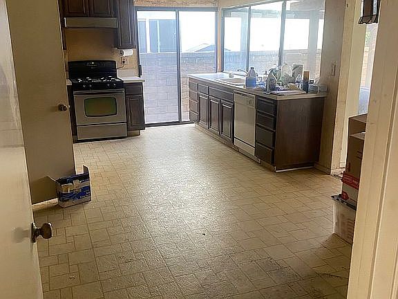 5th image of 25628 Bellerive Dr