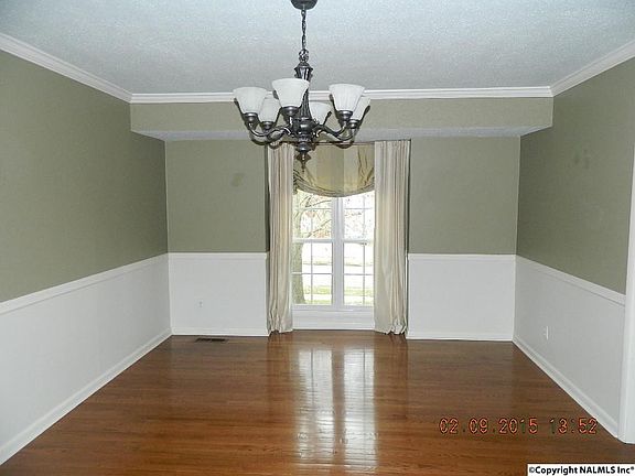 4th image of 10209 Melanie Dr SE