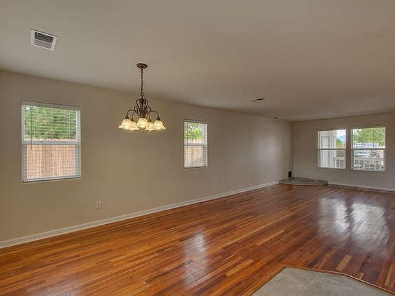 3rd image of 1398 Pin Oak Dr