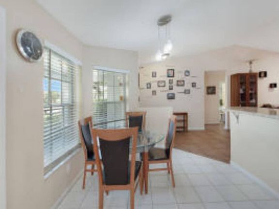 5th image of 9876 Holly Hill Dr