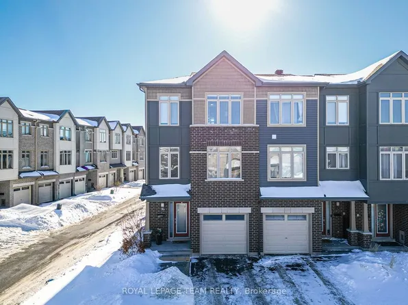 94 Nutting Cres, Ottawa, ON K4M 0C3