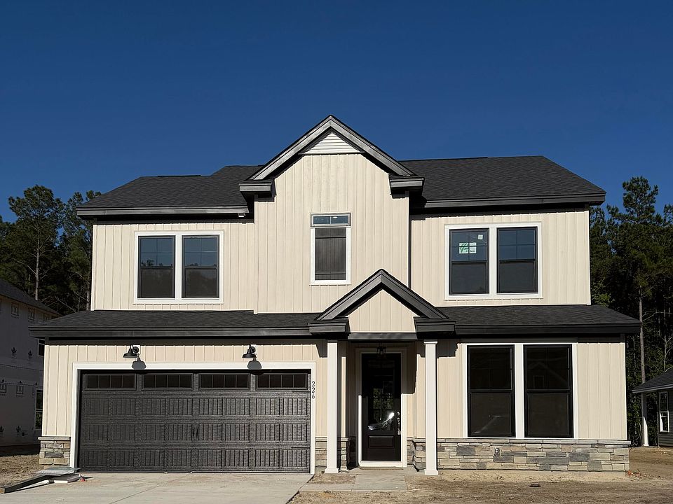 1st image of 226 Creek Pointe Dr
