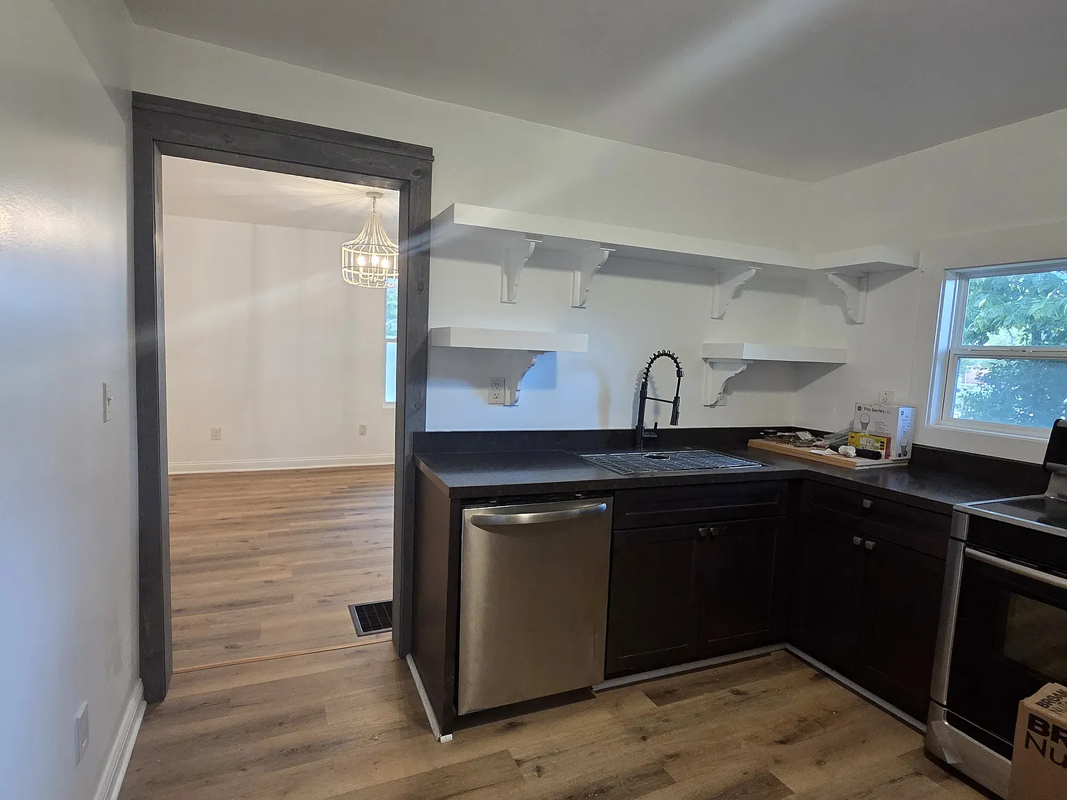 3 bed, $1,500 — Photo 3