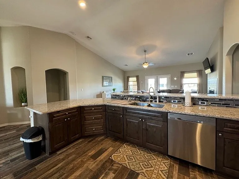 2061 E Lago Grande Pl — Photo 25