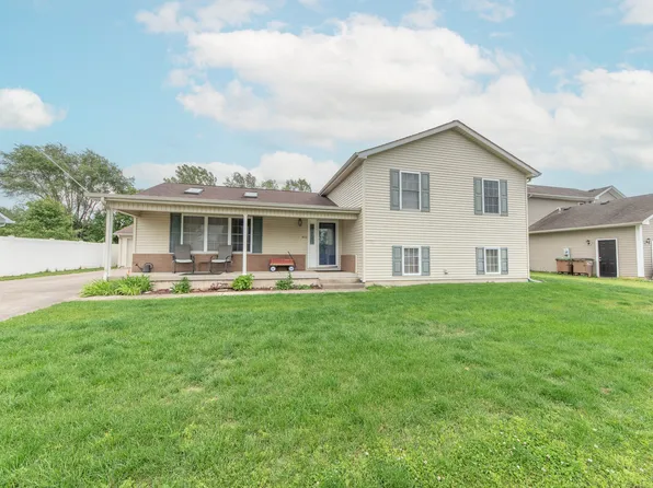 4613 Clairmont Dr, Columbus, IN 47203