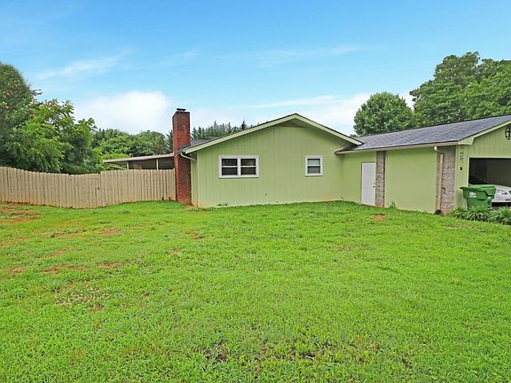 2nd image of 1803 Bobwhite Dr