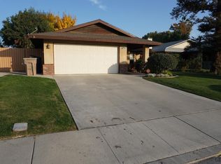 3600 Cumbre Ct, Bakersfield, CA 93311