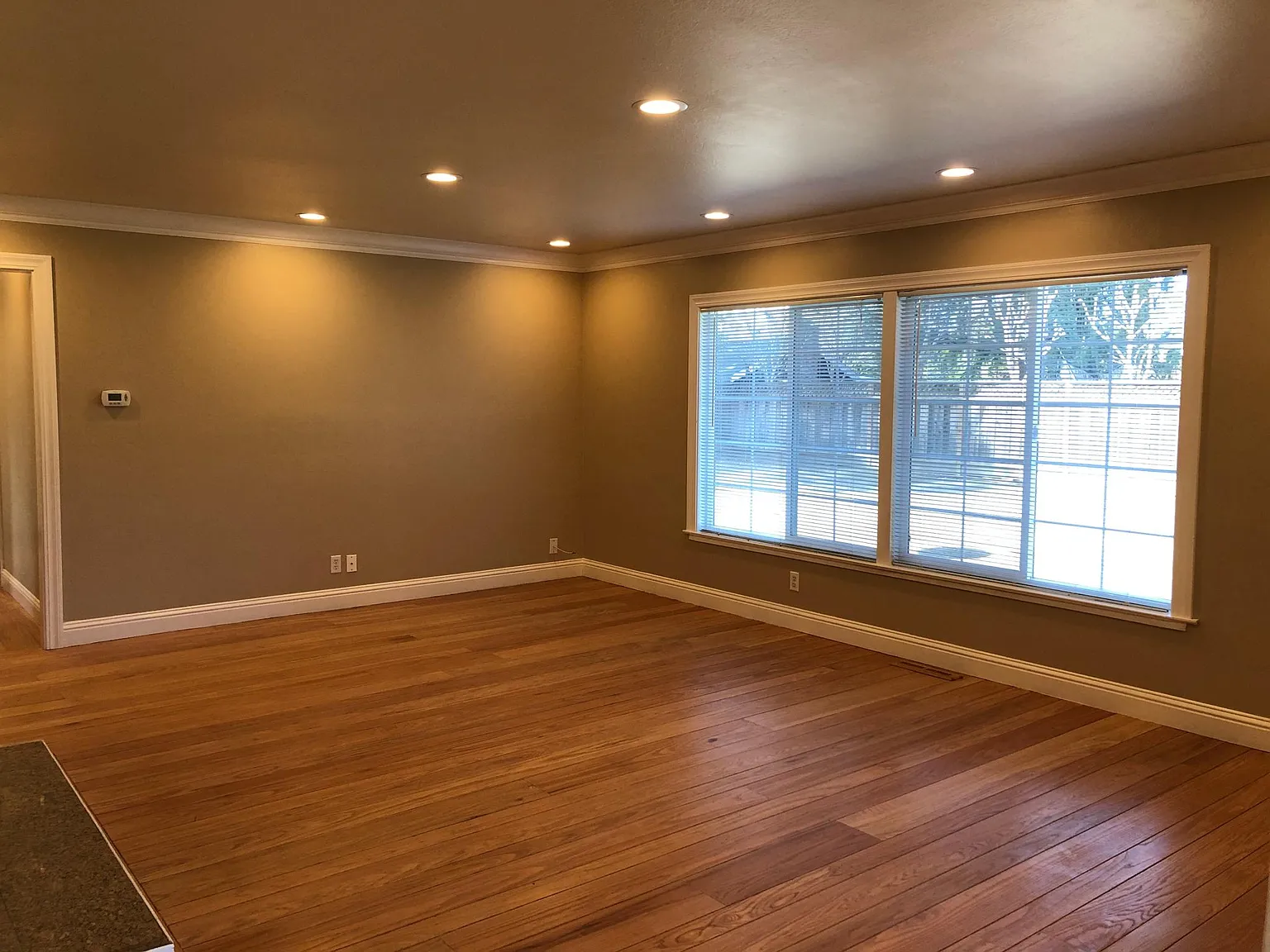 3 bed, $4,500 — Photo 3