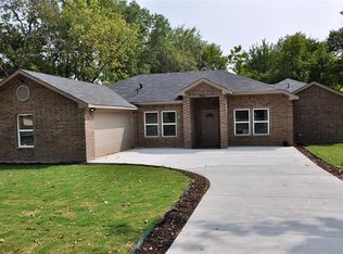 1102 Balkan Ln, Lancaster, TX 75134