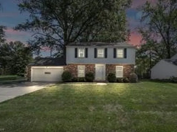 3617 Columbia Rd, North Olmsted, OH 44070