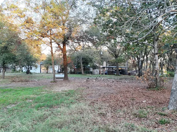 783 Oak Leaf Trl, East Tawakoni, TX 75472