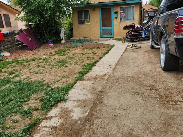 807 E 11th St, Pueblo, CO 81001