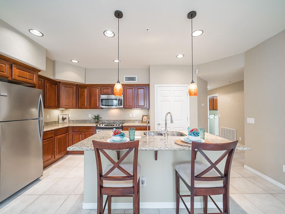 1st image of 2141 W TALLGRASS Trail #112