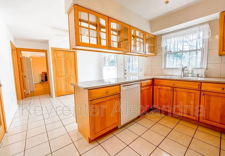 7123 Red Horse Tavern Ln — Photo 8