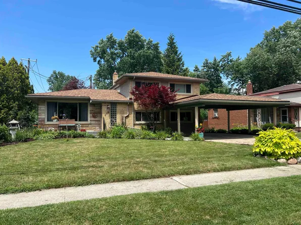 231 Willis Rd, Saline, MI 48176