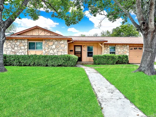 1004 Gettysburg, Schertz, TX 78154