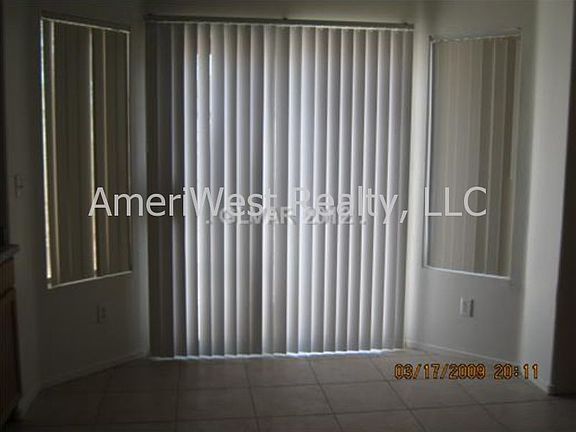 5th image of 1068 Silver Creek Ave