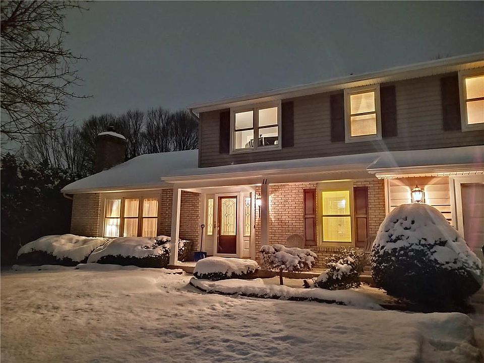 1st image of 11 Belvue Ct