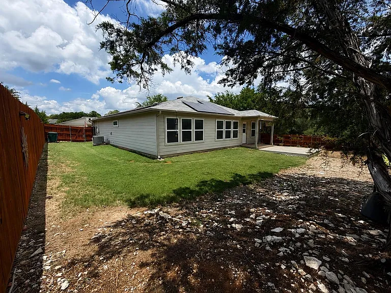 21101 Winslow Cv — Photo 3