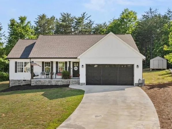 272 Sales Ave, Chatsworth, GA 30705