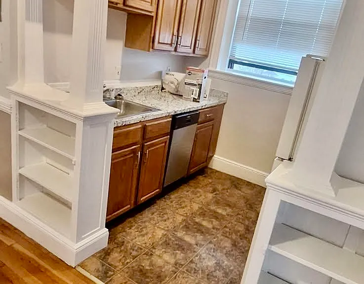 55 Lincoln St #21 — Photo 6