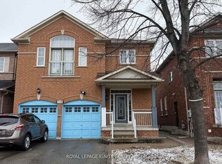 110 Pantomine Blvd, Brampton, ON L6Y5P1