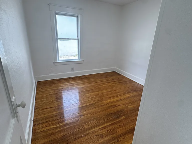 36 Zoa Ave #1 — Photo 9