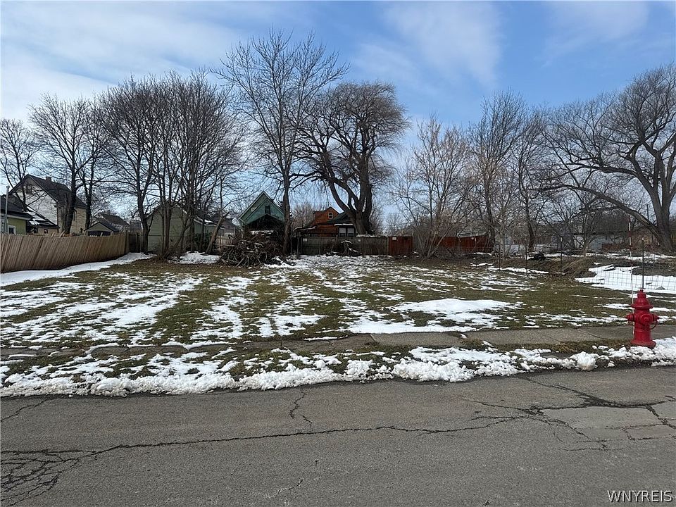 1st image of 128 Detroit St Lot 14