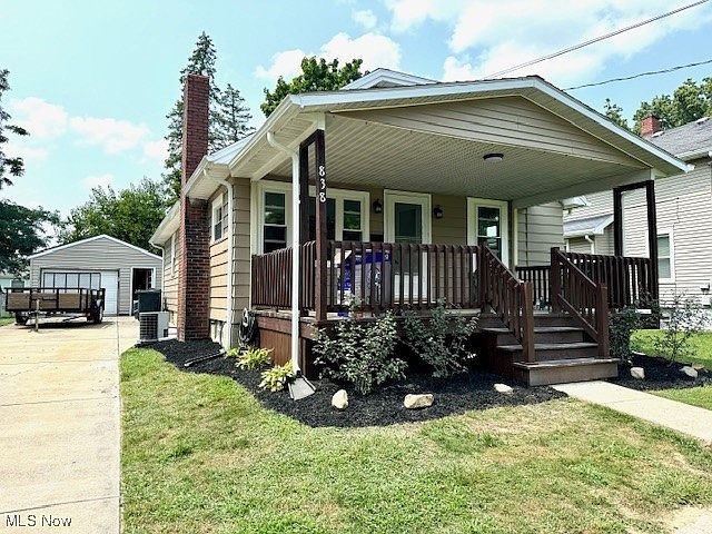 1st image of 838 Beechwood Dr