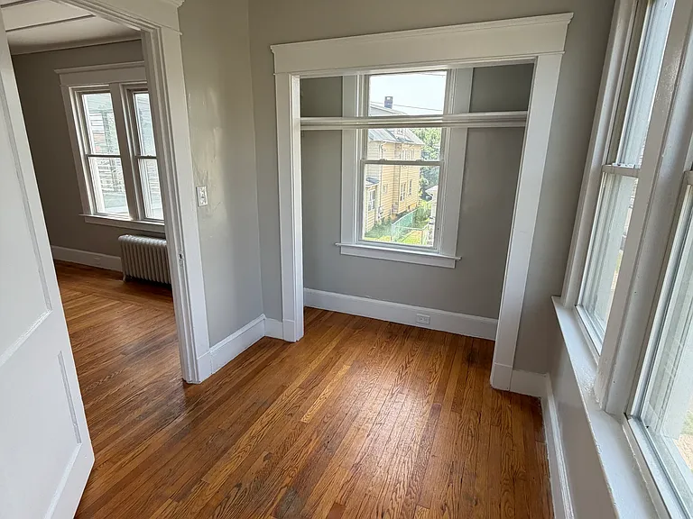 135 East Ave #2 — Photo 5