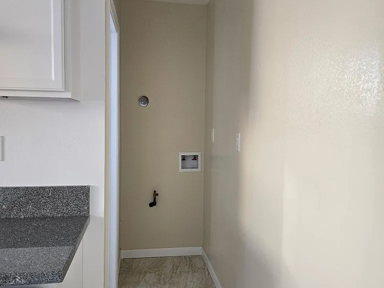 3370 Minnesota Ave #B — Photo 3