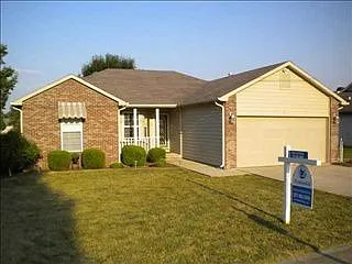 951 Apple St photo 1