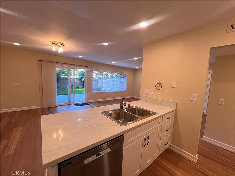 18229 Olympic Ct — Photo 8