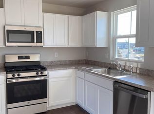 241 Conte Ct, Williamstown, NJ 08094