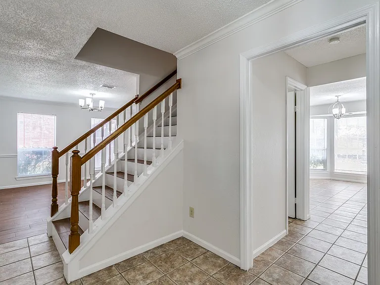 5504 Big Bend Dr — Photo 40