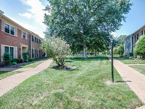 4th image of 1002 E Northfield Blvd APT T104