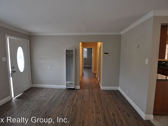 4th image of 232 Gardenia Way