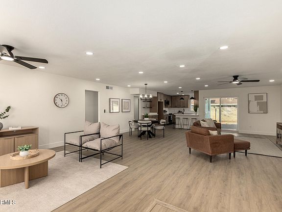 2nd image of 526 W PANTERA Avenue