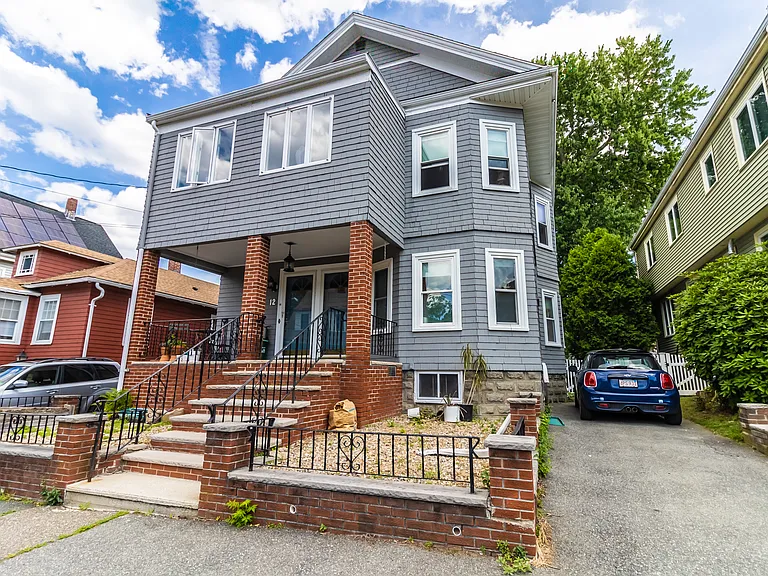 12 Benham St #2 — Photo 1