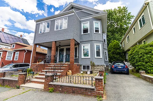 12 Benham St #2 Photo 1