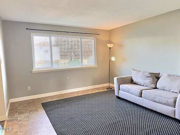 5th image of 2375 Champion Ct