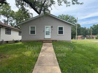 9739 Balboa Dr, Saint Louis, MO 63136