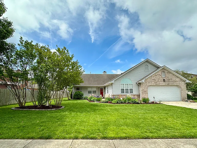 2485 Smokehouse Rd — Photo 1