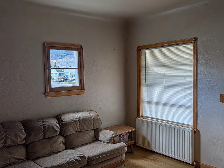 1905 Stuart Ave — Photo 1
