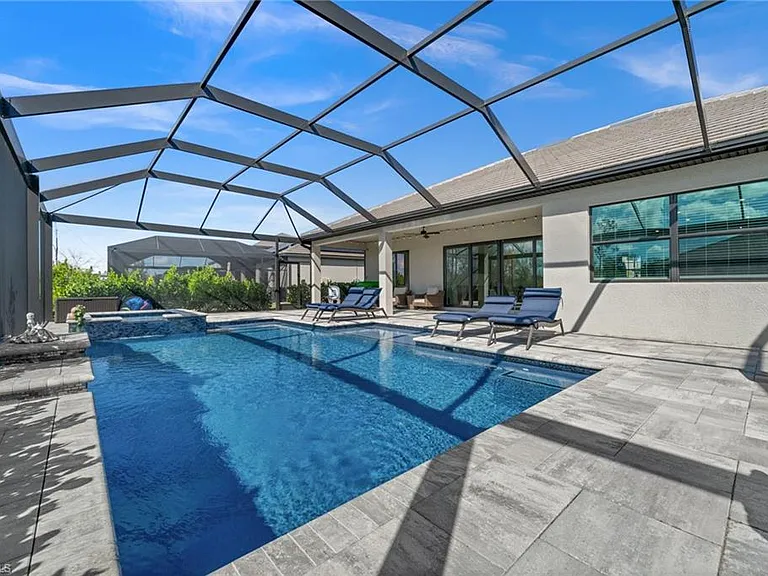 10798 Timber Creek Dr — Photo 38