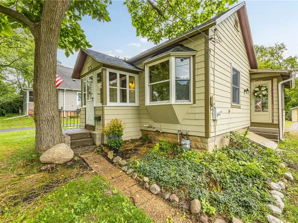 134 Clark St, Canandaigua, NY 14424